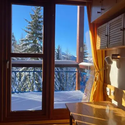 Triplex skis aux pieds à Charmettoger