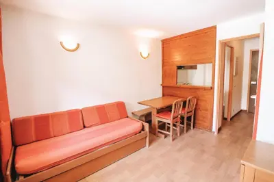 Cuisine ou kitchenette dans l'établissement Résidence Rond Point Des Pistes C - Studio·Proche des pistes·Balcon MAE-7564