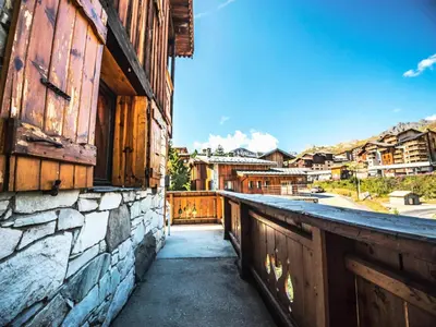 Vue générale sur la montagne ou vue sur la montagne depuis l'appartement