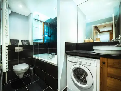 Salle de bains dans l'établissement Résidence Les Rives - Charmant appartement au pied des pistes à Lavachet MAE-2374