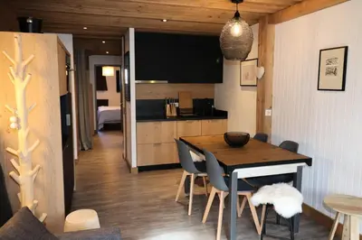 Cuisine ou kitchenette dans l'établissement Résidence Curling A Tour - Appartement avec terrasse au sud à Tignes VC MAE-2404