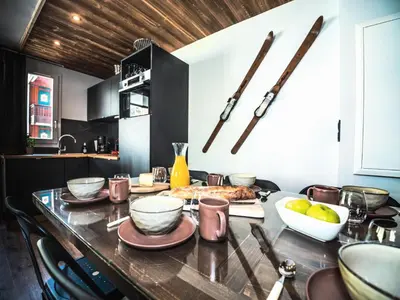 Plan de l'établissement Résidence Rond Point Des Pistes B - Appartement rénové·Départ et retour ski aux pieds· MAE-2414