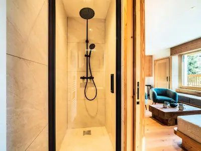 Salle de bains dans l'établissement Résidence Myrtilles - Appartement rénové·Proche des pistes·WIFI MAE-2434