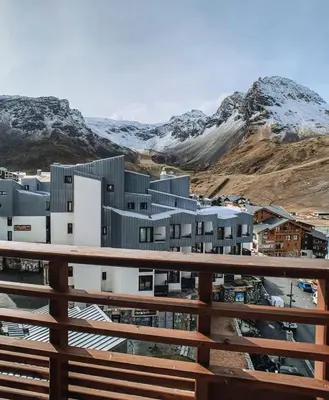 Vue générale sur la montagne ou vue sur la montagne depuis l'appartement