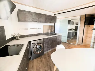Cuisine ou kitchenette dans l'établissement Résidence Sefcotel - Appartement rénové·Proche des pistes ·Balcon MAE-2494