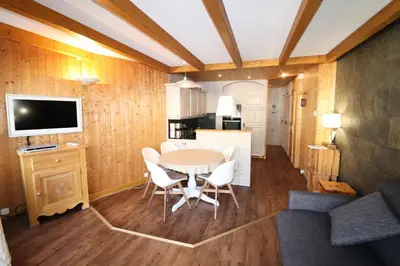 Télévision ou salle de divertissement dans l'établissement Résidence Curling B1-b2 - Appartement au coeur de Tignes le Val Claret MAE-2554
