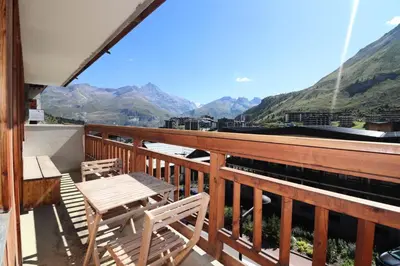 Vue générale sur la montagne ou vue sur la montagne depuis l'appartement