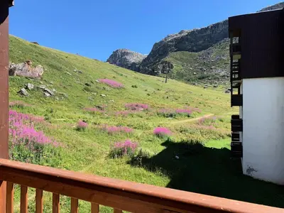 Vue générale sur la montagne ou vue sur la montagne depuis l'appartement