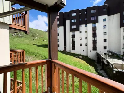 Vue générale sur la montagne ou vue sur la montagne depuis l'appartement