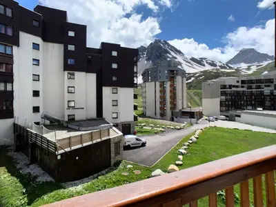 Vue générale sur la montagne ou vue sur la montagne depuis l'appartement