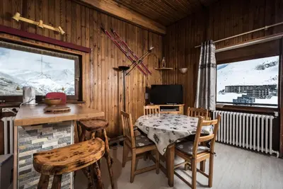Télévision ou salle de divertissement dans l'établissement Résidence Chaudes Almes - Appartement à l'entrée de Tignes le Lac MAE-2794