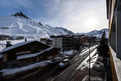 Vue générale sur la montagne ou vue sur la montagne depuis l'appartement
