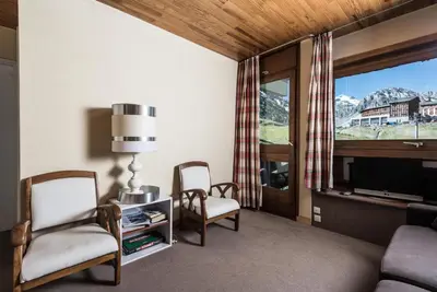 Télévision ou salle de divertissement dans l'établissement Résidence Pontet A - Appartement avec un accès direct sur la piste MAE-2854