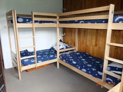 Un ou plusieurs lits dans un hébergement de l'établissement Résidence Pontet A - Appartement avec un accès direct sur la piste MAE-2854