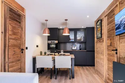 Cuisine ou kitchenette dans l'établissement Résidence Hameau Du Borsat 1& 2 - Appartement 6 personnes - Au pied des pistes MAE-2734