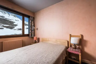 Un ou plusieurs lits dans un hébergement de l'établissement Résidence Bec Rouge - Appartement lumineux·Skis aux pieds·Balcon MAE-2744
