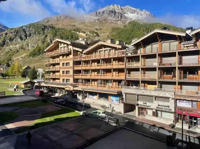 Vue générale sur la montagne ou vue sur la montagne depuis l'appartement
