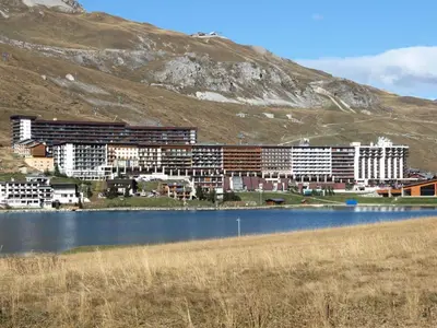 Plan de l'établissement Résidence Le Palafour - Studio 2 personnes à Tignes au pied des pistes, des commerces proche de l'ESF, de l'office du tourisme dans le quartier du lac. MAE-2159