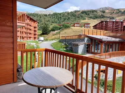 Vue générale sur la montagne ou vue sur la montagne depuis l'appartement