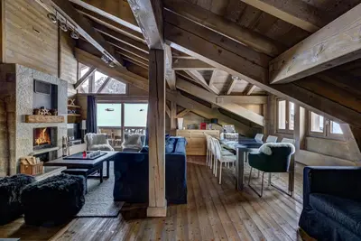 Plan de l'établissement Luxurious Ski-in Ski-out Duplex on Ski Slope