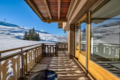 Plan de l'établissement Luxurious Ski-in Ski-out Duplex on Ski Slope