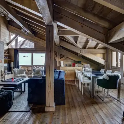 Luxurious Ski-in Ski-out Duplex on Ski Slope