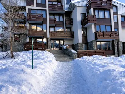 Plan de l'établissement Duplex rénové avec balcon, skis aux pieds, animaux acceptés - FR-1-502-466