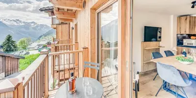 Vue générale sur la montagne ou vue sur la montagne depuis l'appartement