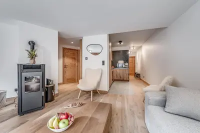 Cuisine ou kitchenette dans l'établissement Résidence Le Grand Bouquetin - 3 Pièces pour 6 Personnes MAE-0004