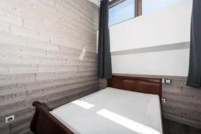 Plan de l'établissement Résidence Hameau De Toviere - Duplex rénové · Départ et retour skis aux pieds · MAE-1434
