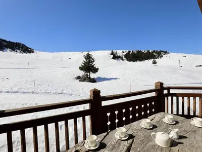 L'établissement Grand chalet luxe au pied des pistes avec sauna à Courchevel 1650 - FR-1-563-111 en hiver