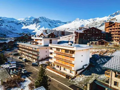 Vue générale sur la montagne ou vue sur la montagne depuis l'appartement