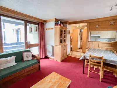 Cuisine ou kitchenette dans l'établissement Appartement lumineux proche pistes et commerces, balcon, 6 personnes, parking - FR-1-502-468