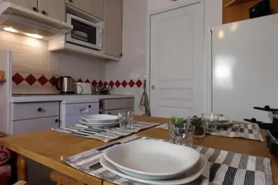 Cuisine ou kitchenette dans l'établissement Tignes Val Claret - Studio 2-3 personnes proche des pistes