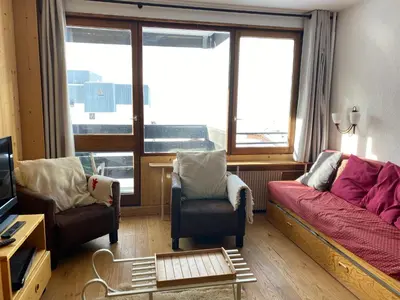 Coin salon dans l'établissement Cosy F2 Val Claret 6 couchages avec jolie vue sud ouest