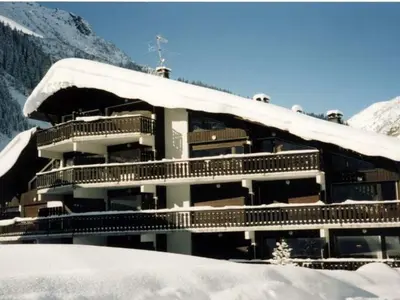 Plan de l'établissement Appartement 3P avec parking, proche commerces et pistes, Pralognan-la-Vanoise - FR-1-464-212