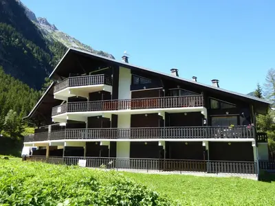 Plan de l'établissement Appartement 3P avec parking, proche commerces et pistes, Pralognan-la-Vanoise - FR-1-464-212