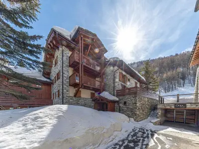 Vue générale sur la montagne ou vue sur la montagne depuis l'appartement