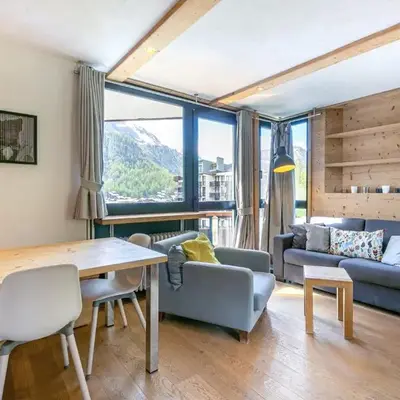 Élégant 3 pièces rénové avec balcon