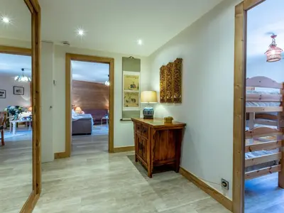 Plan de l'établissement Appartement spacieux avec wifi, parking, balcon Sud à 10 min des commodités - FR-1-694-33