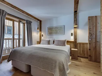 Plan de l'établissement Appartement Standing 4 Pièces - Résidence Neuve au Pied des Pistes - Val-d'Isère - FR-1-694-40