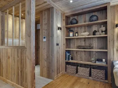 Plan de l'établissement Appartement Standing 4 Pièces - Résidence Neuve au Pied des Pistes - Val-d'Isère - FR-1-694-40