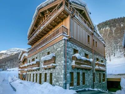Plan de l'établissement Appartement Standing 4 Pièces - Résidence Neuve au Pied des Pistes - Val-d'Isère - FR-1-694-40