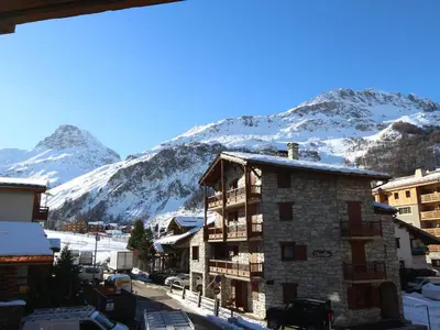 Vue générale sur la montagne ou vue sur la montagne depuis l'appartement