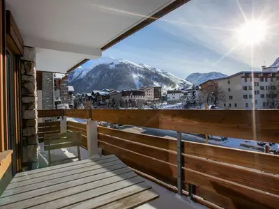 Vue générale sur la montagne ou vue sur la montagne depuis l'appartement