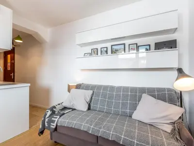Un ou plusieurs lits dans un hébergement de l'établissement Studio Coquet 4 Pers, Wi-Fi, Proche Pistes et Village, Calme - FR-1-694-63