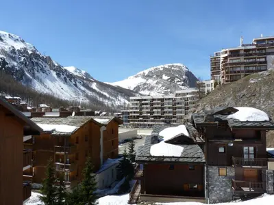 Plan de l'établissement Studio cabine cosy avec wifi et parking à Val-d'Isère - FR-1-694-55