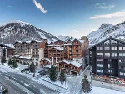 Vue générale sur la montagne ou vue sur la montagne depuis l'appartement