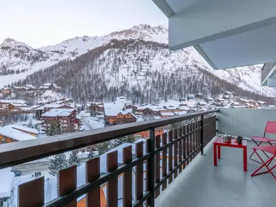 Vue générale sur la montagne ou vue sur la montagne depuis l'appartement