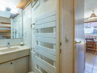 Plan de l'établissement Studio cosy avec balcon, parking couvert, proche centre et navette gratuite – Val d'Isère - FR-1-694-59